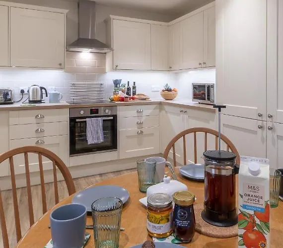 Trinity Cottage, Holiday home *